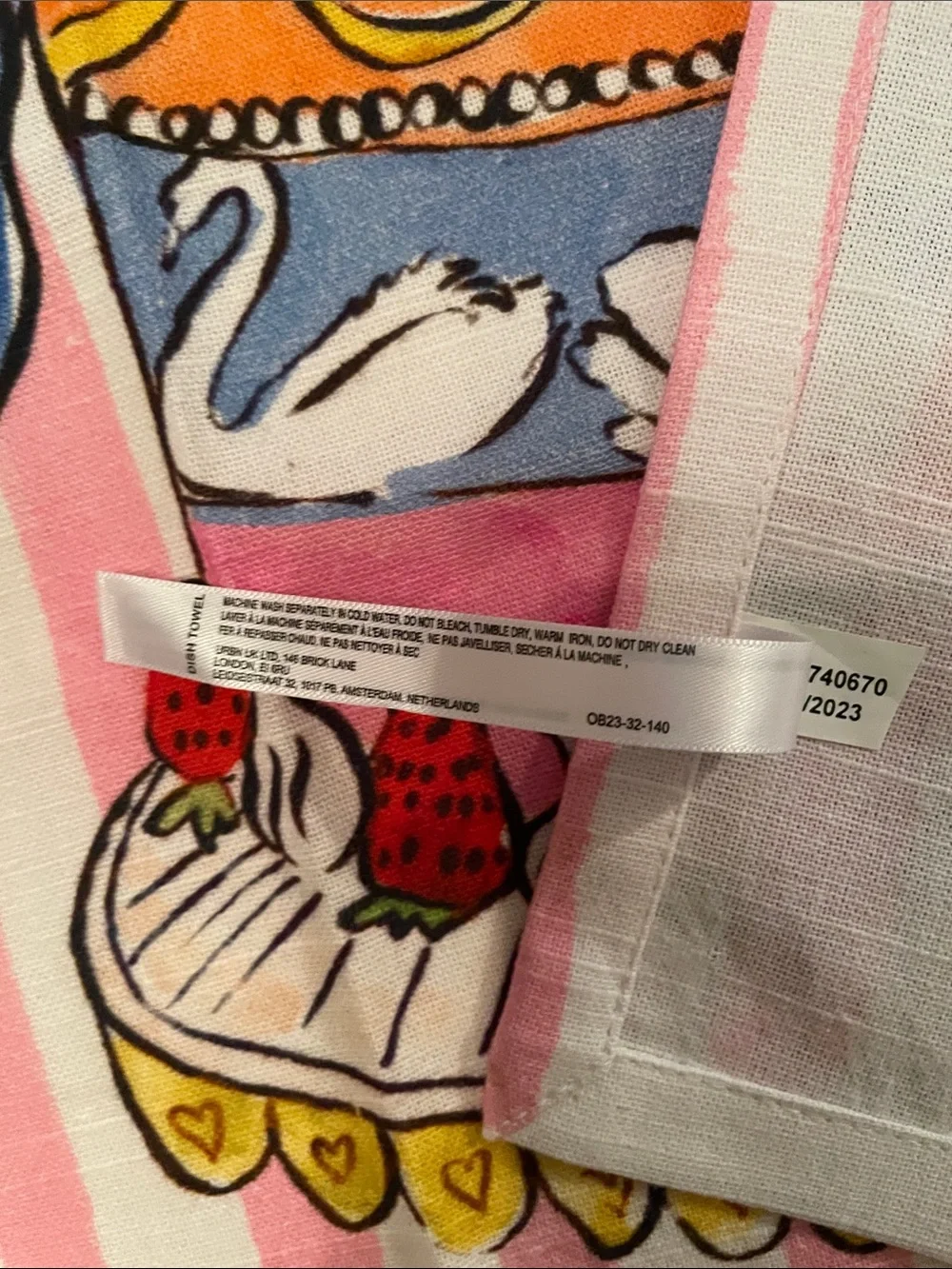 ANTHROPOLOGIE Cotton Kitchen Tea Towels(2)Happy Everything Cake/Love You Flower